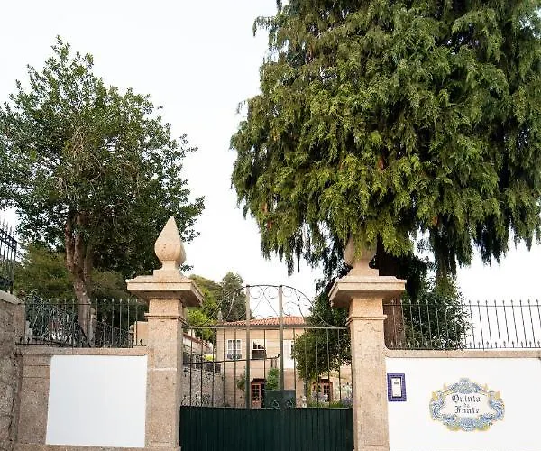 בית חווה Quinta Da Fonte - *